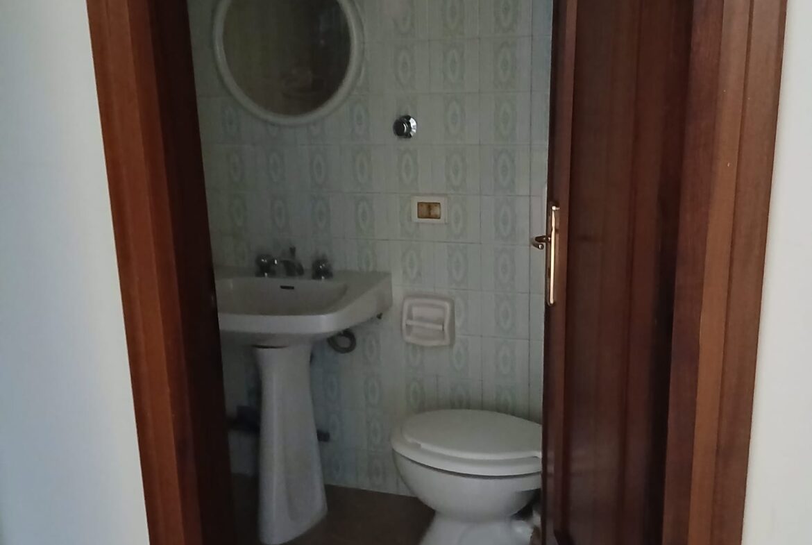1170